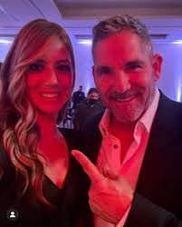 Jacqueline Barrett's Instagram, Twitter & Facebook