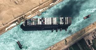 Despite the ever given's size, that was a small part of a much larger story. Ever Given Im Suezkanal Schiffsversicherer Will Kanalbehorde Mitverantwortlich Machen Der Spiegel
