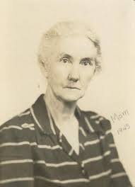 Anyone have anything like this but says "grandma"?