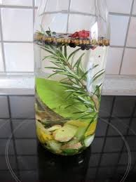 Gin Selbst Gemacht Von Monika Chefkoch Rezept Gin Gin Tonic Rezept Likor Selbstgemacht