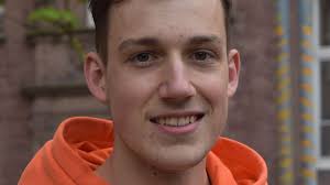 Faust“ und „Steppenwolf“: Wie zeitgemäß ist das Deutsch-Abi?