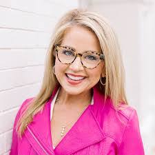 Gayle Newberry's Instagram, Twitter & Facebook