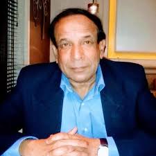 Ji bilkul hain 😂 baat karte hai 🤣