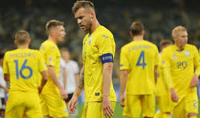 Yarmolenko играет с 2018 в вест хэм юнайтед (вхю). Yarmolenko Pokinul Sbornuyu Ukrainy On Ne Vosstanovilsya Posle Travmy Futbol Xsport Ua