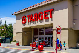 Target store hours for monday through friday are from 8 am to close at 10 pm for most locations.on saturday, target opening hours are also 8 am, but the store will generally close an hour early at 11 pm.target sunday hours are similar to the weekday hours, but remember target store hours may vary by location. Target Thanksgiving Hours 2021 Is Target Open On Thanksgiving Day 2021