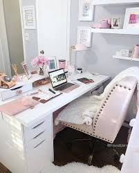 Perfect Little Girly Office Office Feminine Decor Feminine Office Cozy Space Cozy Office Office Cozy Home Office Home Office Decor Office Interior Design