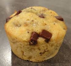 Voila Une Delicieuse Recette De Muffins Fondante Moelleuse Et Parfumee L Alliance Banane Chocolat Est Touj Banane Chocolat Recette Muffin Muffins Moelleux