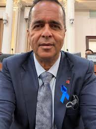 Hi I am rose I have been in home care since 2001 in Hamilton ... I wear my  ribbons