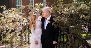 Jun 01, 2021 · prime minister boris johnson with his wife, carrie johnson, in the garden of 10 downing street on saturday. Boris Johnson Married In Stealth Ceremony The New York Times