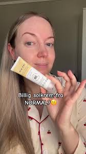 Tester av Ivy Aia SPF fra NORMAL