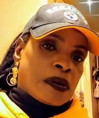 Monique Avery's Instagram, Twitter & Facebook