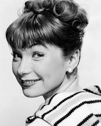 Lovely Shirley Maclaine, actress & dancer📸🌟🩰