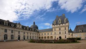 Valencay Le Chateau De Talleyrand Histoire Et Visite Chateau De Valencay Chateau Moderne Chateau