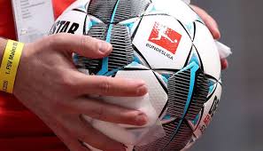 Derbystar bundesliga 2021/22 official match ball released. German League Boss Expects Clubs To Lose Two Billion Euros