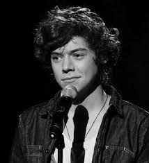 Holly Ferro (@hollyferro_)