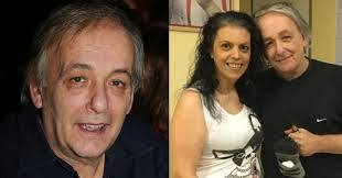 Check spelling or type a new query. Andreas Mikroytsikos H Epistrofh Sthn Thleorash Kai Oi Pio Dynates Stigmes Toy Apo Th Dekaetia Toy 90