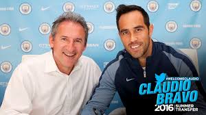 Bravo plays as a goalkeeper for his club and country. Manchester City Confirm Claudio Bravo Signing Marca English