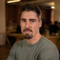 Freddie Warren's Instagram, Twitter & Facebook