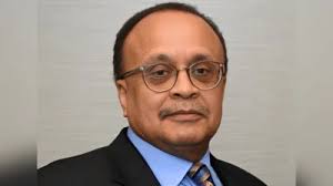 Amanda Olinger-Wood earned 11.8% less during 2020 working for the Illinois  State Police