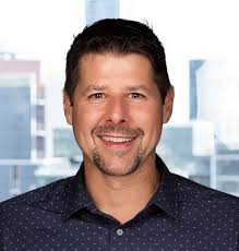 Aaron Noyes's Instagram, Twitter & Facebook