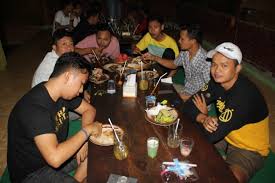 We did not find results for: Enaknya Berkuliner Iwak Kali Di Waduk Tempuran Blora Kumparan Com