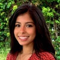 Clarissa Arias's Instagram, Twitter & Facebook