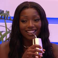 Love Island's Uma responds to Mimii's situation with Ayo