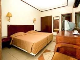 It is conveniently situated within a walking distance from plaka and monastiraki, greek parliament on constitution square, the national archaeological museum and the national library. Best Western Pythagorion Hotel Athens City Hotels Resorts Luxury Accommodation