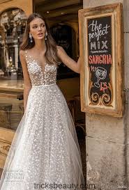 Aire barcelona brautmoden brautkleider hochzeitskleider abendkleider balayi. Muse By Berta 2019 Barcelona Brautkleider Beauty Tips Tricks Kleid Hochzeit Braut Hochzeitskleider Spitze