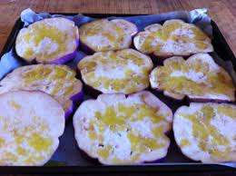 Ogni famiglia sicuramente avrà una sua variante, noi. Melanzane Margherita Di Pensieri E Fornelli