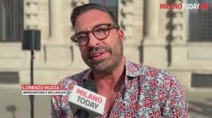 Il porno divo Max Felicitas: Sala fuori dal c***o, a Milano non cè  sicurezza