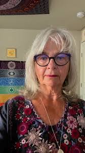 Johanna Mcclain's Instagram, Twitter & Facebook