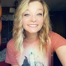 Alisha Crowder's Instagram, Twitter & Facebook