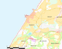 C'est au 1er étage d'un immeuble avec ascenseur que vous le ce bien se situe dans le quartier les arenes. Biarritz Wikipedia
