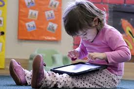 Born july 28, 1966) is an american attorney and politician serving as the u.s. Durfen Kleinkinder Mit Dem Ipad Spielen Wsj