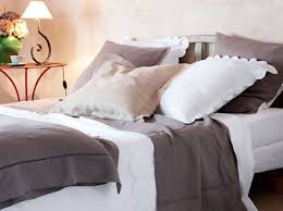 Linge de lit achat en ligne au meilleur prix sur e.leclerc. Linge De Lit En Lin Et Matieres Naturelles Elle Decoration