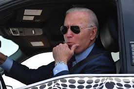 Because ford vehicles still qualify for the federal ev tax credit, most americans will pay a little less than $32,500 for this truck. Biden Filmed Putting The Ford F 150 Lightning Electric Pickup Through Its Paces Roadshow