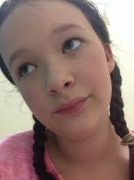 Natalie Akins's Instagram, Twitter & Facebook