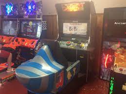 Download the star wars pod racer rom now and enjoy playing this game on your computer or phone. While We Re Talking About Phantom Menace Vending Machines Here S A Pod Racing Arcade Cabinet I Found Up In Maine Starwars