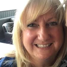 Any good cake makers in Crawley need a recommendation for one for a  birthday cake