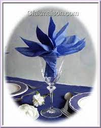 Nous décidons d'utiliser un verre légèrement plus étroit en haut, l'effet sera d'autant plus réussi. Pliages Des Serviettes De Tables Page 2 Pliage Serviette Pliage Serviette Verre Serviettes
