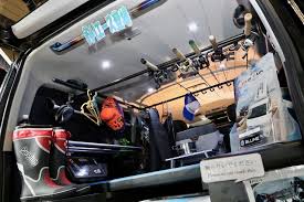 ダイレクトカーズ ハイエース 車両名 釣りエース ベース車両 toyota ハイエースバン s gl trh200 内装 東京オートサロン2017出展車両 ハイエース 釣り 車両