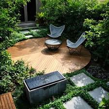 120 Small Courtyard Garden With Seating Area Design Backyard Seating Area Small Courtyard Gardens Backyard Seating