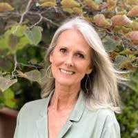 Kathy Harbour's Instagram, Twitter & Facebook