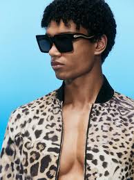 Republic Men » Editorial