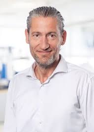 Contact page & primary contacts