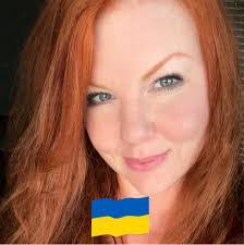 Eden Bell's Instagram, Twitter & Facebook