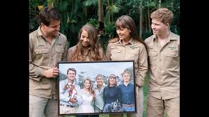 Terri, bindi, and robert irwin celebrated steve irwin day at the australia zoo in queensland on bindi irwin and her mother terri ditch the hollywood rehearsal studios to spend some time together. Artist Creates Picture To Add Steve Irwin In Bindi Irwin S Wedding Photo She Shares Emotional Post Trending Hindustan Times