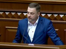 Член конкурсной комиссии по избранию руководства государственного бюро расследований. 2m9d15vpq0s4lm
