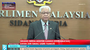 Senior minister (security cluster) datuk seri ismail sabri yaakob during a press conference regarding updates of the recovery conditional movement control order (rmco) and the conditional movement control order (cmco) at the ministry of defence (mindef), today. Bernama On Twitter Langsung Sidang Media Perkembangan Terkini Perintah Kawalan Pergerakan Pemulihan Pkpp Oleh Menteri Kanan Kluster Keselamatan Datuk Seri Ismail Sabri Yaakob 27 Julai 2020 Ismailsabri60 Https T Co Iqugi6lmub Https T
